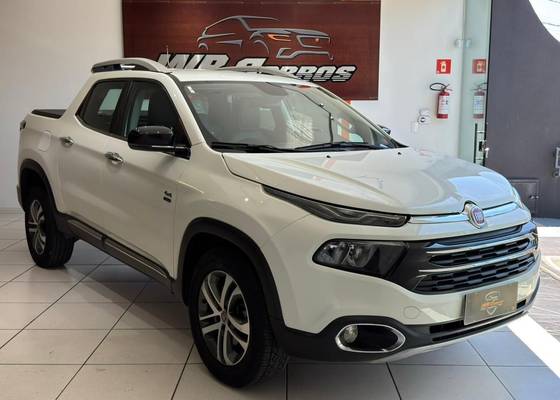 FIAT TORO 2.0 16V TURBO DIESEL VOLCANO 4WD AT9 FIAT TORO 2.0 16V TURBO DIESEL VOLCANO 4WD AT9